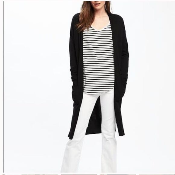 ✨ Old Navy long black cardigan✨ - Picture 2 of 4